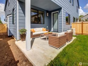 3928 214th Place SE A, Bothell WA 98021