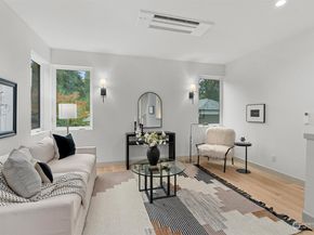 1255 NE 100th Street, Seattle WA 98125