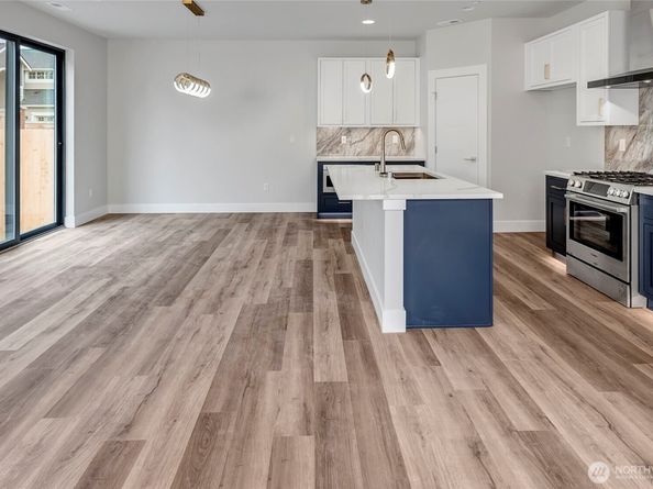 3918 214th Place SE A, Bothell WA 98021