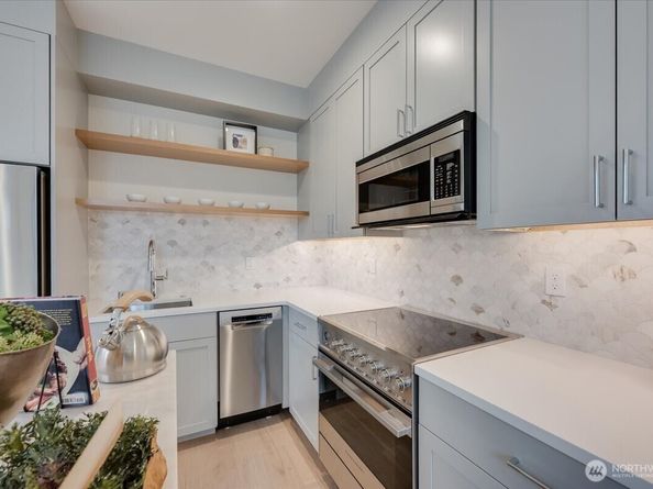 13544 39th Avenue NE B, Seattle WA 98125