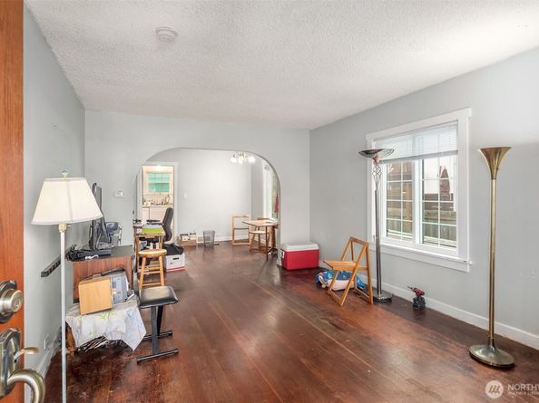 809 S Orcas Street, Seattle WA 98108