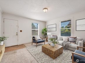 8434 34th Avenue S, Seattle WA 98118