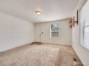 8434 34th Avenue S, Seattle WA 98118