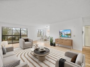 2550 Thorndyke Avenue W 103, Seattle WA 98199