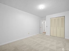 2550 Thorndyke Avenue W 103, Seattle WA 98199