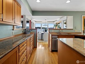 8625 NE Juanita Drive, Kirkland WA 98034