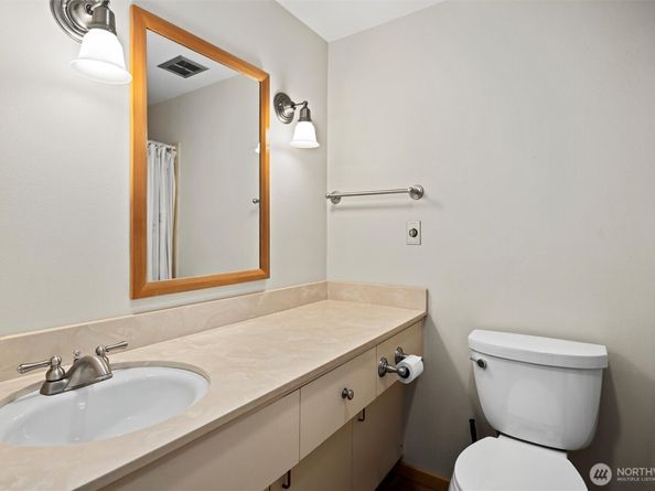 8625 NE Juanita Drive, Kirkland WA 98034