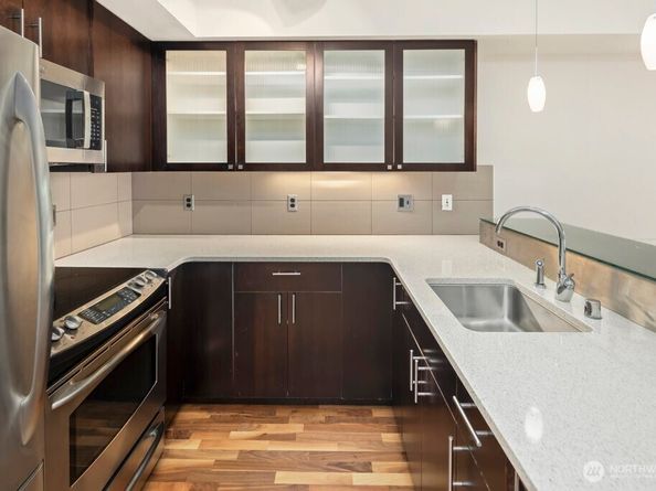 3104 Western Avenue 602, Seattle WA 98121