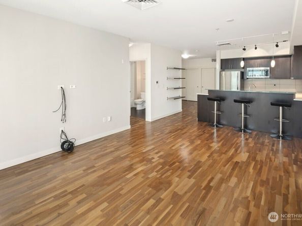 3104 Western Avenue 602, Seattle WA 98121