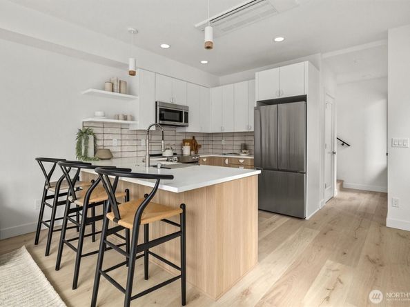 3106 NE 75th Street, Seattle WA 98115