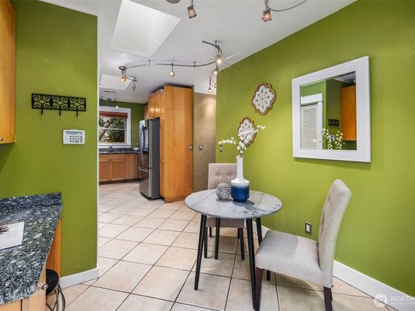1717 E Spruce St., Seattle WA 98122