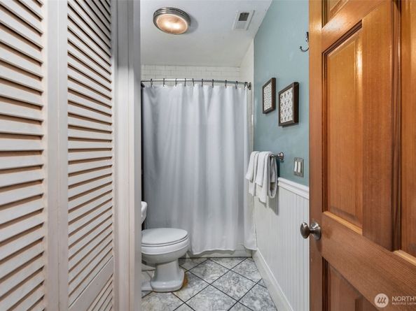 1717 E Spruce St., Seattle WA 98122