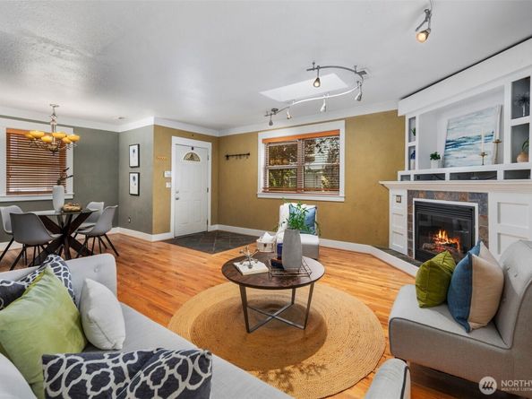 1717 E Spruce St., Seattle WA 98122