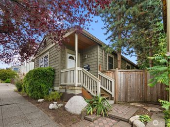 1717 E Spruce St.