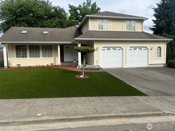 242 Oakesdale Avenue SW