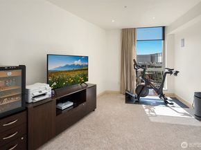 10650 NE 9th Place 2524, Bellevue WA 98004