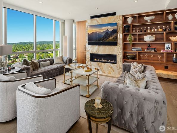 10650 NE 9th Place 2524, Bellevue WA 98004