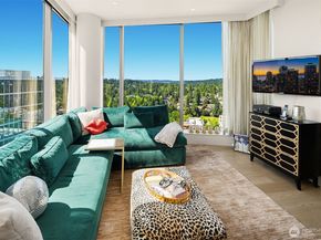 10650 NE 9th Place 2524, Bellevue WA 98004
