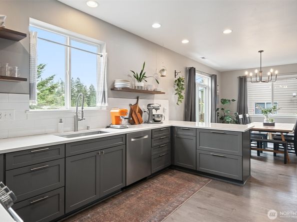 21756 Windmill Loop NW, Poulsbo WA 98370