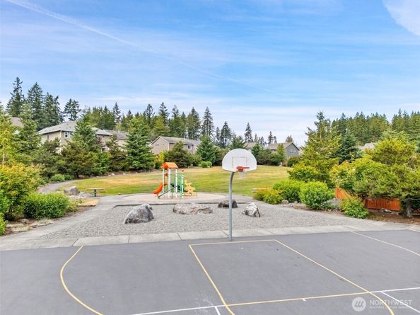 21756 Windmill Loop NW, Poulsbo WA 98370