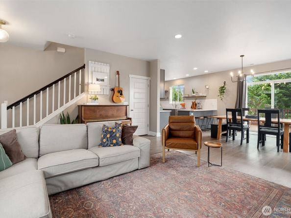 21756 Windmill Loop NW, Poulsbo WA 98370