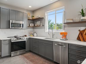 21756 Windmill Loop NW, Poulsbo WA 98370