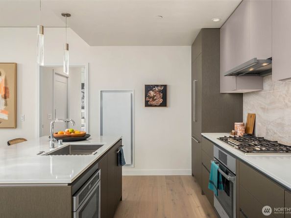 2510 6th Avenue 3605, Seattle WA 98121
