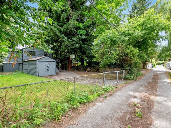 826 S Trenton Street, Seattle WA 98108