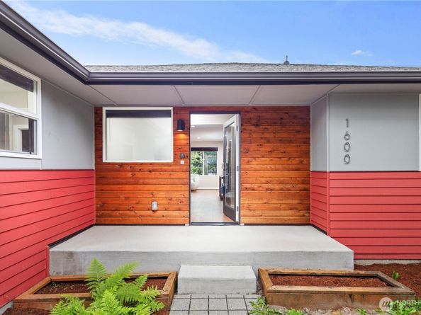 1600 11th Avenue S, Seattle WA 98134