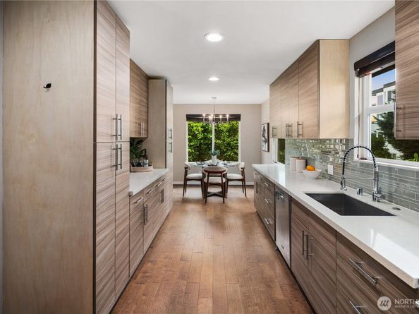 1600 11th Avenue S, Seattle WA 98134