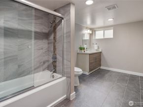 1600 11th Avenue S, Seattle WA 98134