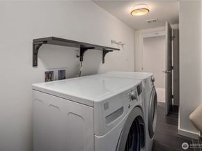 1600 11th Avenue S, Seattle WA 98134