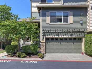 4650 NE 3rd Lane