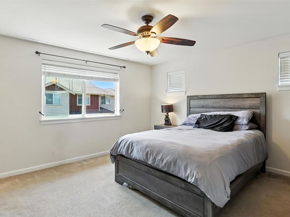 4650 NE 3rd Lane F1, Renton WA 98059