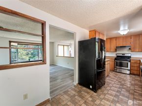 17069 142nd Place NE, Woodinville WA 98072