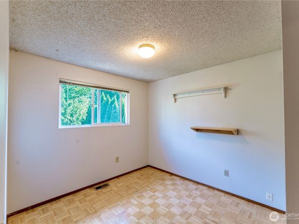 17069 142nd Place NE, Woodinville WA 98072