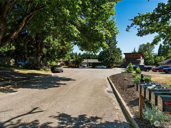 17069 142nd Place NE, Woodinville WA 98072