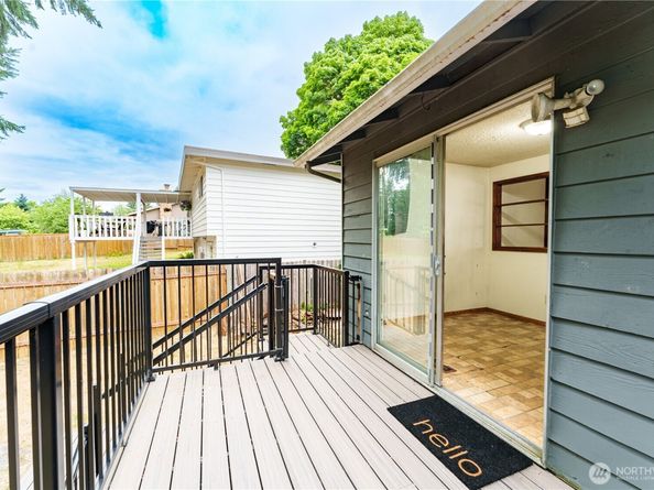17069 142nd Place NE, Woodinville WA 98072