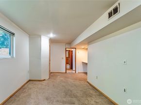 17069 142nd Place NE, Woodinville WA 98072