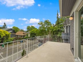 325 23rd Avenue E, Seattle WA 98112