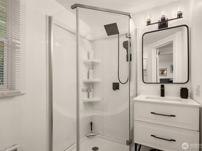 325 23rd Avenue E, Seattle WA 98112