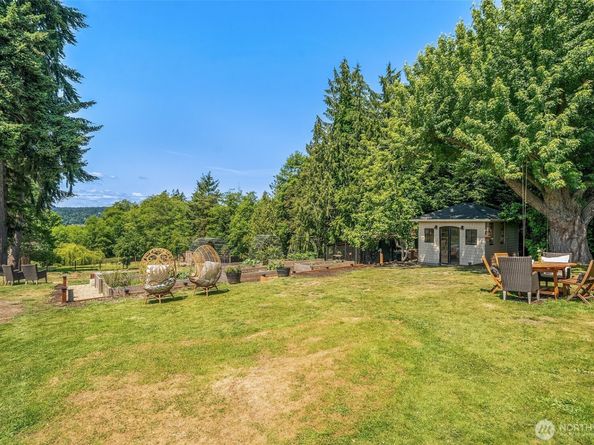 16305 Crescent Drive SW, Vashon WA 98070