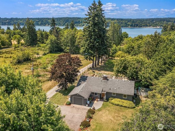 16305 Crescent Drive SW, Vashon WA 98070