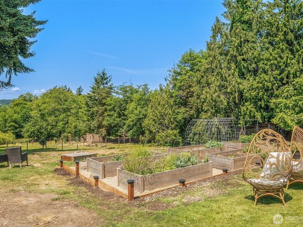16305 Crescent Drive SW, Vashon WA 98070