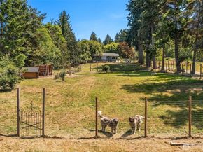 16305 Crescent Drive SW, Vashon WA 98070