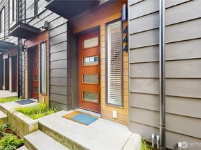 1300 E Remington Court A, Seattle WA 98122