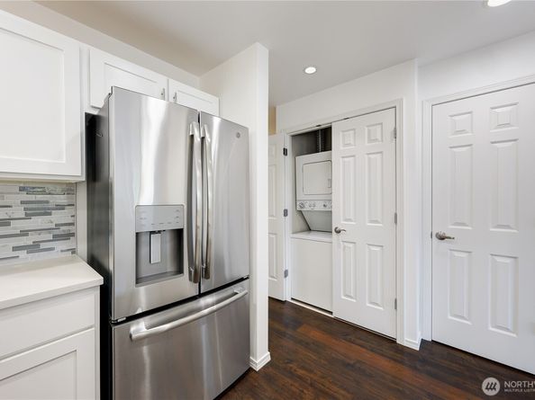 4026 Stone Way N 501, Seattle WA 98103