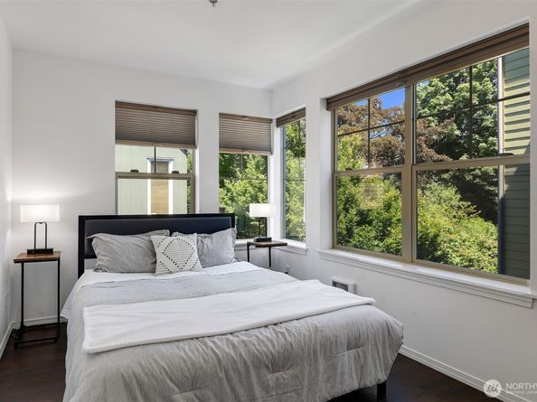 4026 Stone Way N 501, Seattle WA 98103