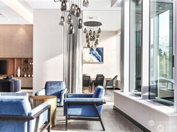 188 Bellevue Way NE 1907, Bellevue WA 98004