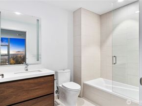 188 Bellevue Way NE 1907, Bellevue WA 98004